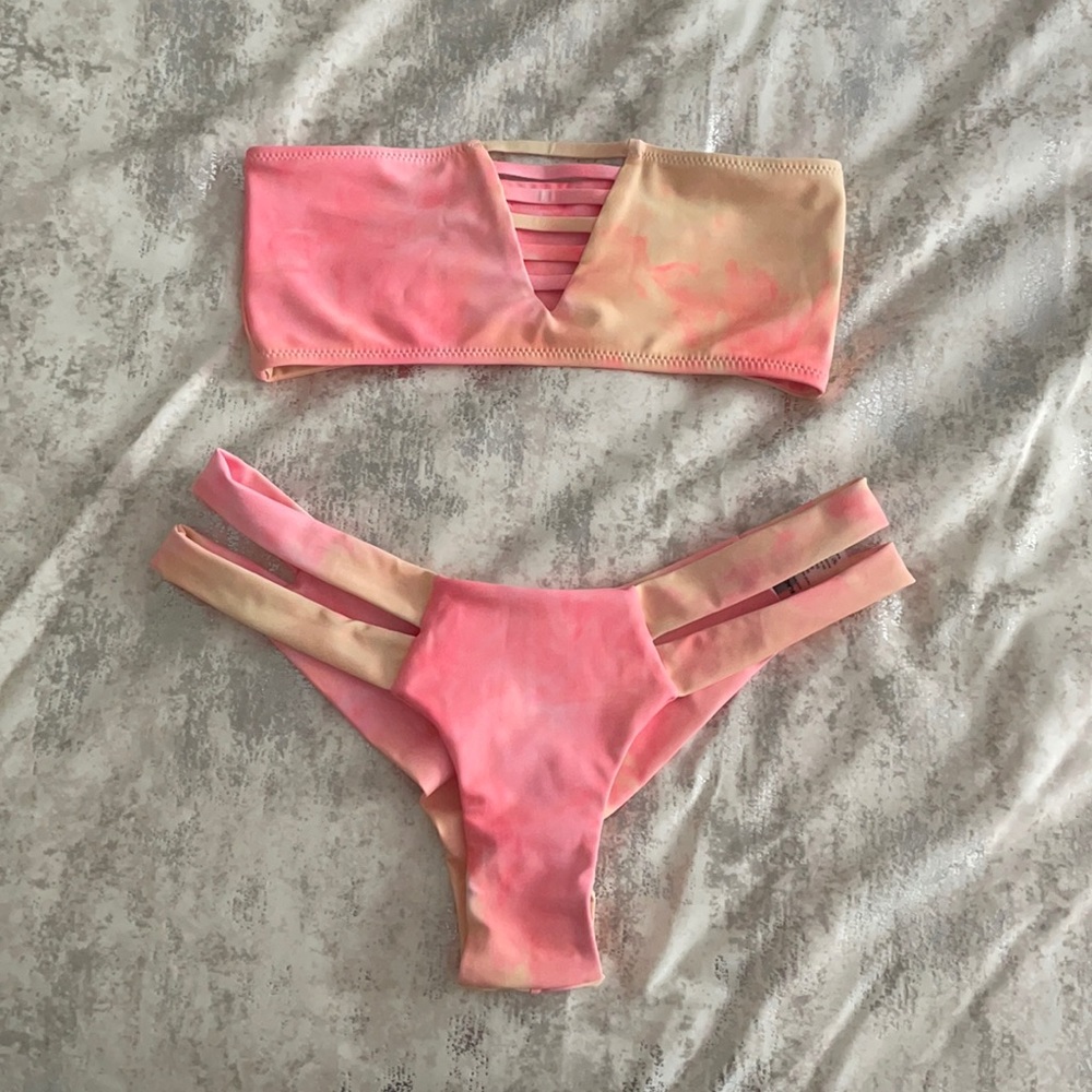 NWOT Blackbough tie dye bandeau bikini